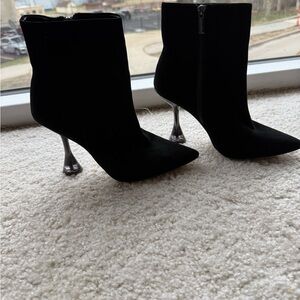 Gianni Bini Black Heeled Boots